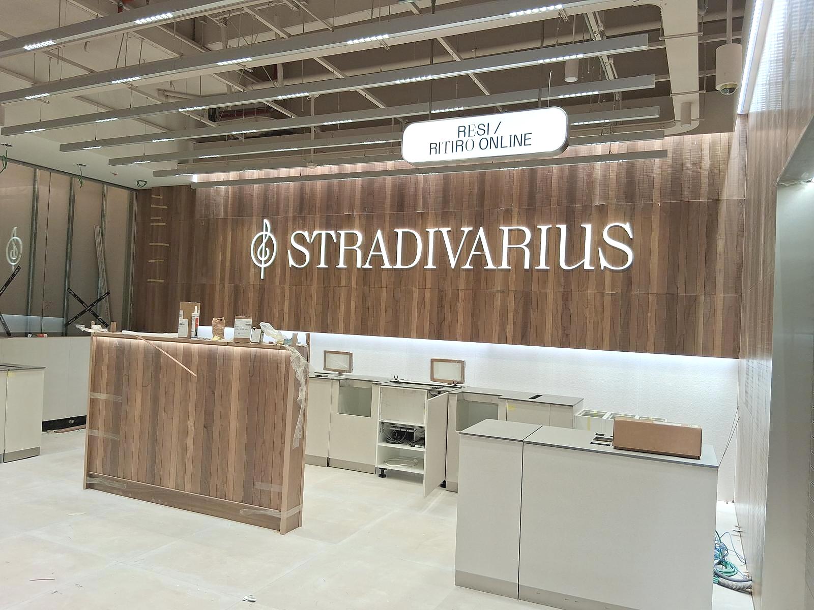 Impianto elettrico e tecnologico del punto vendita Stradivarius